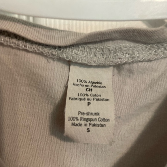 Rihanna concert tshirt 2011 - Picture 5 of 5